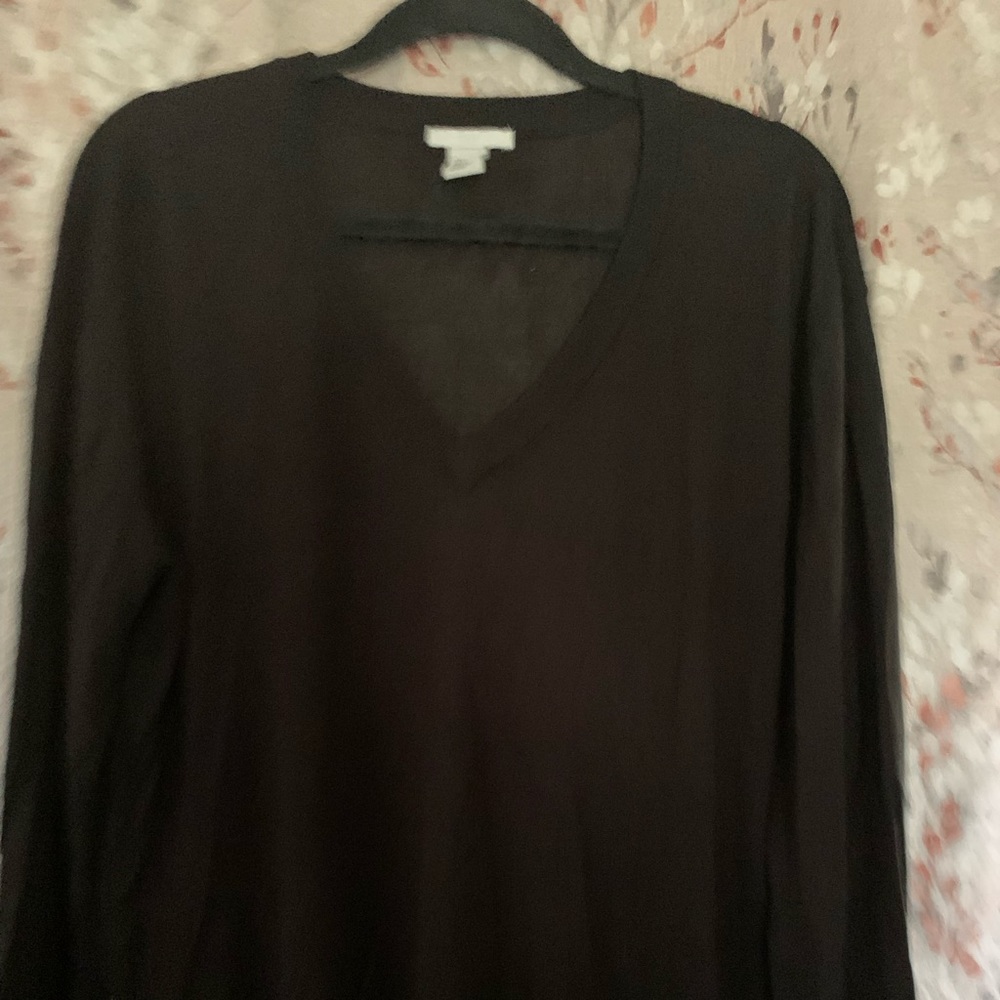 Light weight v-neck sweater by H&M!
